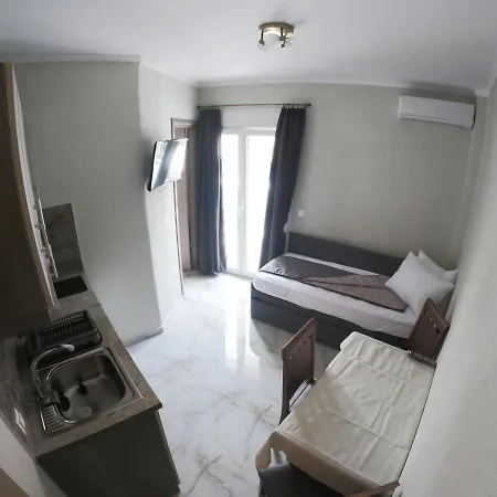 Apartment Bisera Polychrono